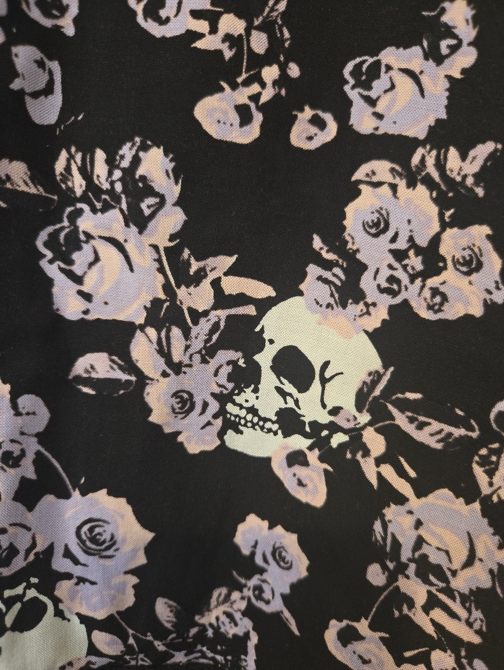 Hot Topic Black Tank Top with Pink Floral & Skull Print, Lace Trim. Size L - Picture 4 of 5